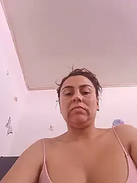 Stripchat Live Sex Cam of vanessa-titisM