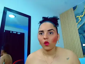 Stripchat Free Porn Cam of Sol__Latina