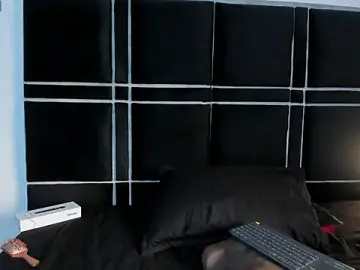 Stripchat Live Sex of sasha_roldann