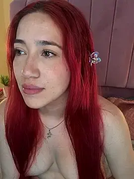 Stripchat Live Sex of Celestee15_