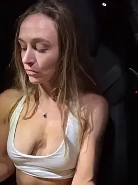 Stripchat Watch Live Sex Cams of lunagirl13