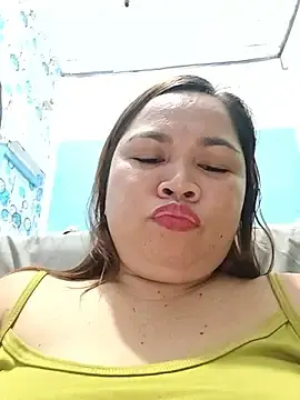 Stripchat Free Live Porn of Sweetlorie_83