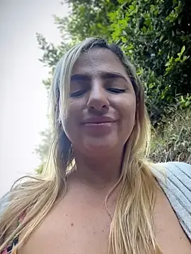 Stripchat Nude Webcam of sammyqueenx21