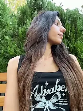 Stripchat Free Live Porn of -_MiaQueen_-