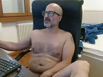 Stripchat Free Live Porn of newsimo74