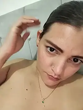 Stripchat Adult Webcam of Mia_Hampton