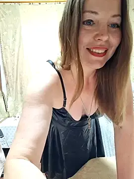 Stripchat Live Porn of VselenaSun402