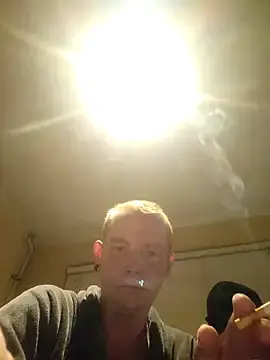 Stripchat Live Sex Cam of piercingpik