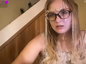 Stripchat Free Live Porn of JacyWinslat
