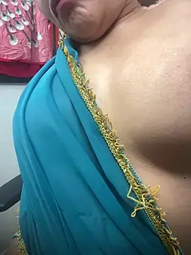 Stripchat Live Sex Cam of dayadubey_
