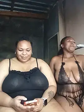Stripchat Free Porn Cam of Moretl
