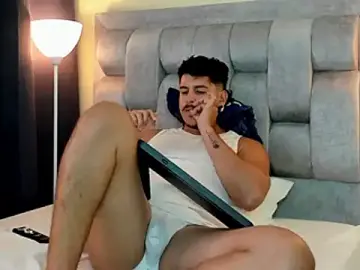Stripchat Live Porn of victor_vixen