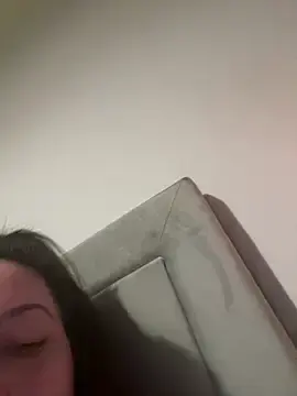 Stripchat Sex Cam of sexyBrunettex1
