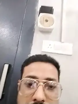 Stripchat Free Porn Cam of herochoclateboy