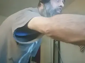 Stripchat Live Sex Cam of BaByArM81