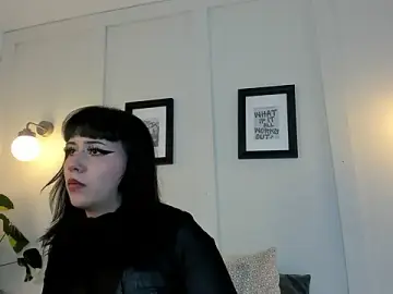 Stripchat Live Sex Cam of annyy_catt
