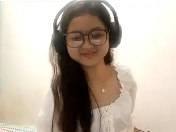 Stripchat Free Porn Cam of ArvillaVautrin