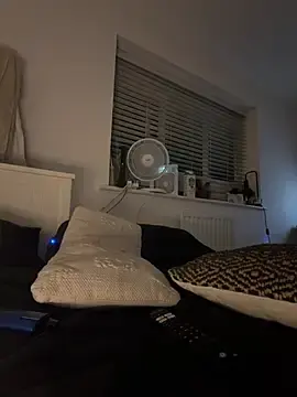 Stripchat Free Live Porn of ElliemaiX