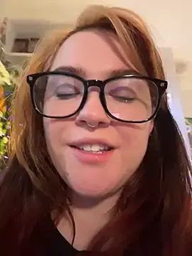 Stripchat Adult Webcam of JennKenobi