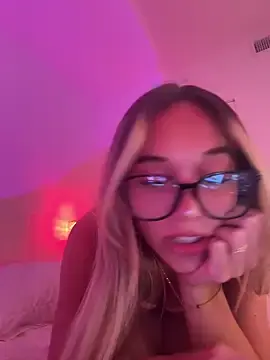 Stripchat Free Porn Cam of amylaaa