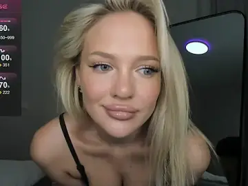 Stripchat Sex Cam of sarahphyllis