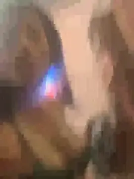 Stripchat Free Porn Cam of Kellye_hotTs