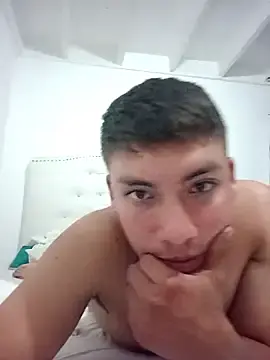 Stripchat Live Porn of SANTY_BABY22