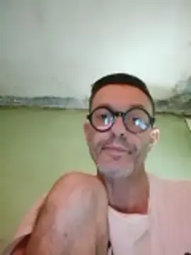 Stripchat Live Sex of Invictus1974