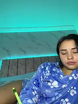 Stripchat Live Sex of Kimmymadison-