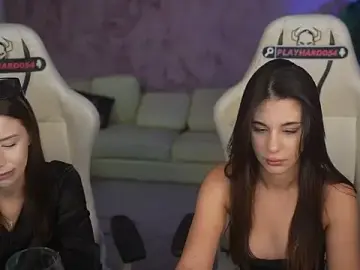 Stripchat Free Porn Cam of Selena_Glow
