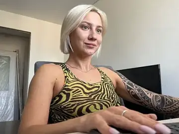 Stripchat Adult Webcams of AnneBall