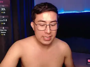 Stripchat Live Sex Cam of andrewmhilton_
