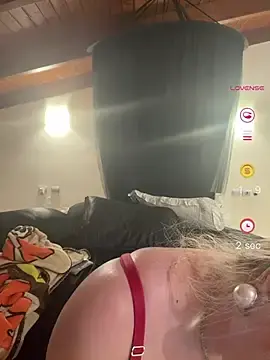 Stripchat Sex Cam of misstitmouseofficial