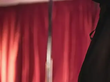 Stripchat Free Porn Cam of LuxenNoir