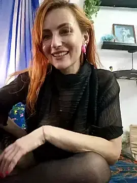 Stripchat Live Sex Cam of HelenWildCat