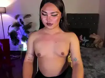 Stripchat Live Sex Cam of itsmeSiannaLoove69