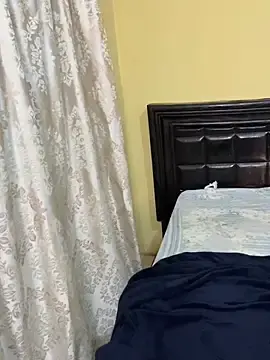 Stripchat Best live sex cam show of NiaLong21_