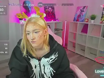 Stripchat Free Porn Cam of Golden__Whisper