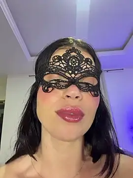 Stripchat Live Sex Cam of Rafaellaz
