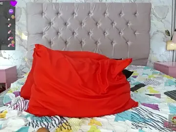 Stripchat Sex Chat of Mia_Hiills