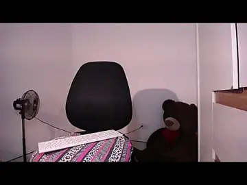 Stripchat Live Sex Cam of Lu_doll