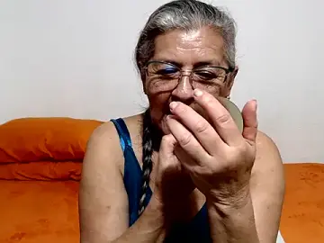 Stripchat Private Sex Chat of candy_mature_