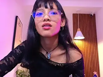 Stripchat Adult Webcams of Cherry_Vixen_
