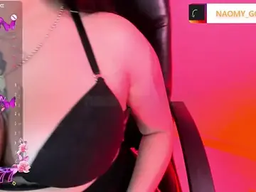 Stripchat Free Live Porn of Naomy_Gomez_
