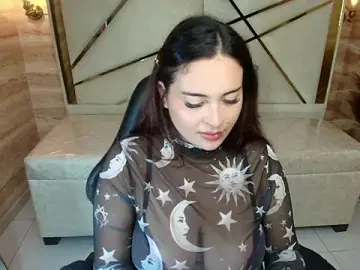 Stripchat Nude Webcam of Kiara_Moon_r