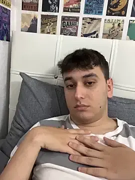 Stripchat Live Sex Cam of imjustaboyy1