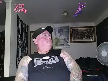Stripchat Live Porn of KINKYBLUEYES69