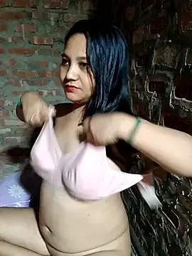 Stripchat Live Sex Cam of Cuterinki