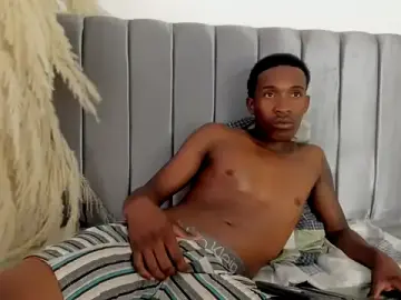 Stripchat Free Porn Cam of Derek_s3