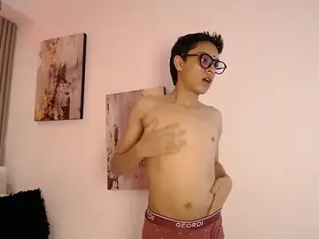 Stripchat Live Sex Cam of Daniel_Sterling